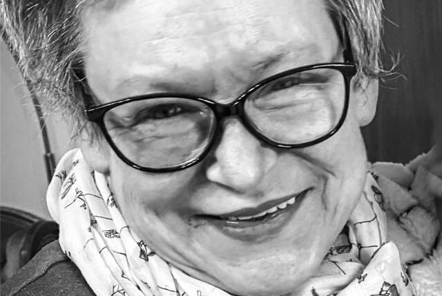 Jutta Königshoven, Ehrenpräsidentin der Altstadtblüten Recklinghausen, ist nach schwerer Krankheit am 30. Juli 2024 gestorben.