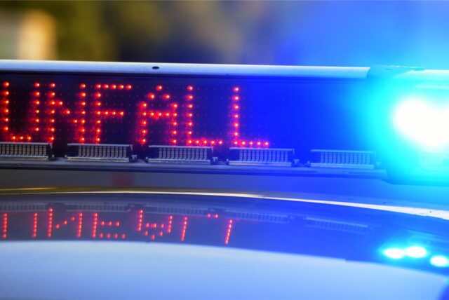 Ein Blaulicht auf einem Einsatzfahrzeug