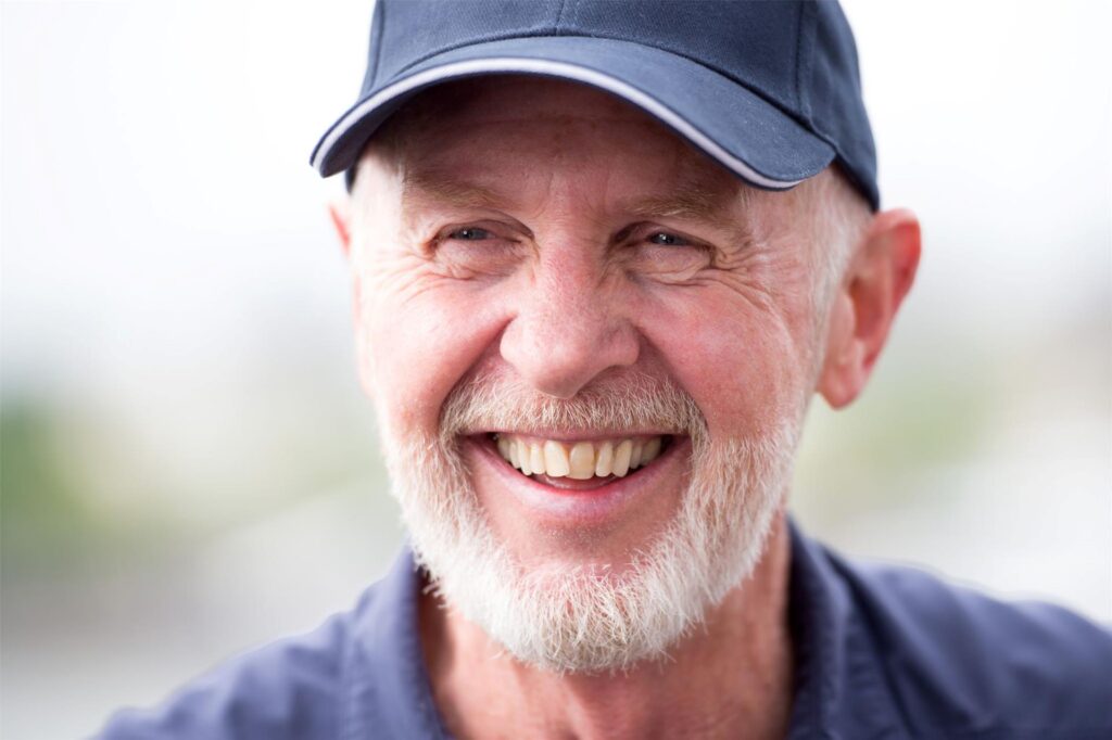 Robert «Bob» McCarron alias Dr. Bob.