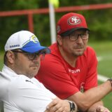 Klaus Magiera (r.) verlor mit seinem SuS Merklinde den Saisonauftakt.