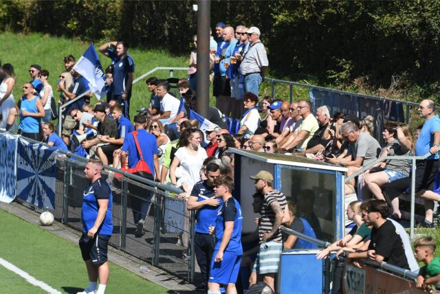 Das wohl am besten besuchte Castrop-Rauxeler Amateurspiel am Wochenende: FC Frohlinde gegen VfB Habinghorst.