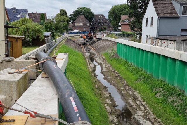 Baustelle am Dattelner Mühlenbach.