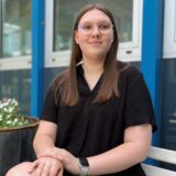 Leni Schnittka (19) ist mit 16 Jahren in die Ausbildung zur Pflegefachfrau gestartet.
