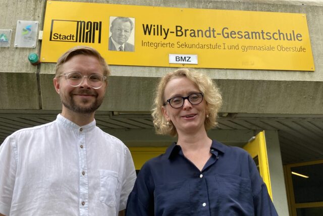 Der frisch gebackene Schulleiter Moritz Hegemann und seine Stellvertreterin Ellen Rocklage wollen die individuelle Förderung der Schülerinnen und Schüler an der Willy-Brandt-Gesamtschule weiter verbessern.