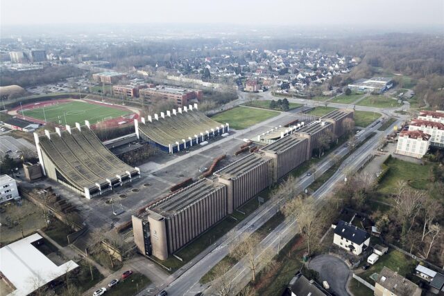 Das Ratshausumfeld in Castrop-Rauxel im Stadtmittelpunkt aus der Luft.