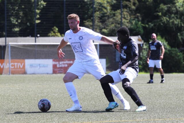 Stand beim 3:1-Erfolg des TSV Marl-Hüls gegen den SV Hochlar gleich mehrfach im Mittelpunkt: Stefan Schulz.