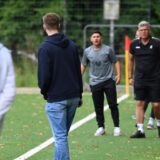 Eine Entscheidung des vom SSC gestellten Linienrichters erhitzte die Gemüter an der Seitenlinie.