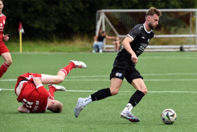 Nils Fabisiak am Ball