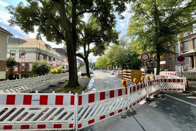 Die Baustelle auf der Kreuzstraße.