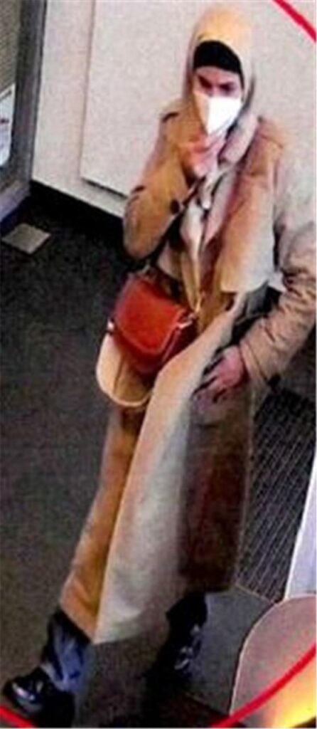 Fahndungsfoto einer Frau Fahndungsfoto einer Frau