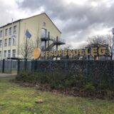 Eine Castrop-Rauxelerin (18) vergaß ihr Handy auf einer Toilette im Berufskolleg. Wurde es dann gestohlen?