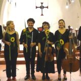 Das international besetzte „Alafia-Ensemble“ spannte eine Brücke zwischen den Welten: (v.l.) Iain Lennon, Olga Riazantceva-Schwarz, Leonardo Pedroza Cabrera, Marina Eichberg, Paula Sagastibelza und Nikola Janic.