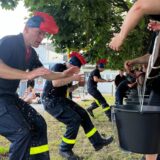 59 Feuerwehrmitglieder der Löschzüge nahmen am Kübelspritzencup teil und meisterten unterschiedliche Herausforderungen.