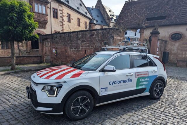 cyclomedia Auto mit Kamera