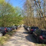 Bei Heimspielen nutzt so manch einer die Bolmke als Parkplatz. Von dort sind es nur wenige Minuten Fußmarsch zum Stadion.