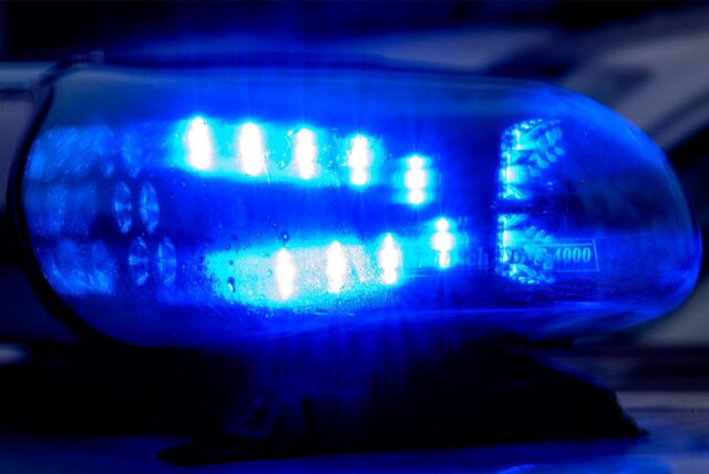 Ein Blaulicht auf einem Polizei-Fahrzeug.