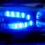 Ein Blaulicht auf einem Polizei-Fahrzeug.