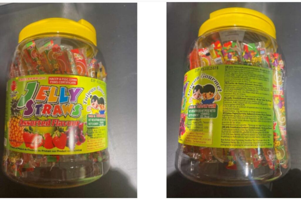 Erstickungsgefahr - unter anderem wegen eines gefährlichen TikTok-Trends werden diese Jelly Straws zurückgerufen. Vom Verzehr wird dringend abgeraten.