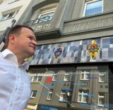 Das SPD-Büro an der Lange Straße ist Vergangenheit. Frank Schwabe verabschiedete sich am Dienstag von der Vermieterin Christa Jasper (85).
