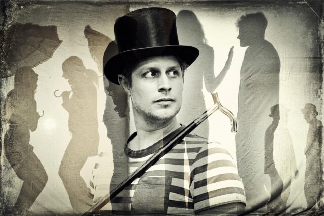 Das Westfälische Landestheater hat ein neues Programm. Jan-Hendrik Kroll spielt Arsène Lupin aus der gleichnamigen Büchervorlage von Maurice Leblanc.