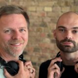 Tobias Weckenbrock (l.) und Luca Füllgraf sind die neuen Hosts im PottCAS. Nach 100 Folgen hat Nora Varga sich verabschiedet.