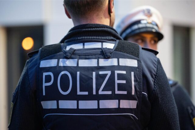 Polizist in Uniform.