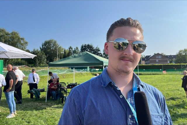 Unser Live-Reporter Tim Hübbertz berichtet über das Vogelschießen in Dortmund-Oespel.