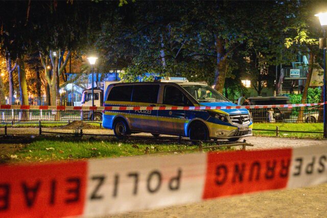 Am Nordmarkt in Dortmund läuft am Samstagabend ein Polizeieinsatz.