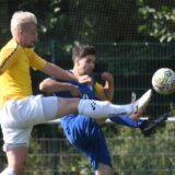 Die SF Habinghorst/Dingen mit Stefan Tiedke (l.) trafen auf den FC Frohlinde.