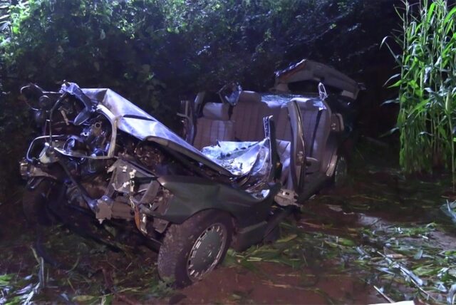 Ein zerstörtes Autowrack