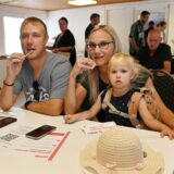 Christian und Katharina Süß ließen sich am Sonntag (8.9.) beim SuS Hervest-Dorsten typisieren. Ihren Tochter war ebenfalls mit dabei.