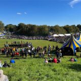 Freizeitpark Brassert mit Zelten und Menschen