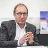 Geschäftsführer Ludger van Bebber versucht, den Flughafen in die Gewinnzone zu führen.