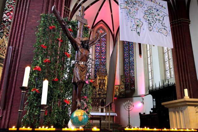 Das Gabelkreuz in der Sixtus-Kirche