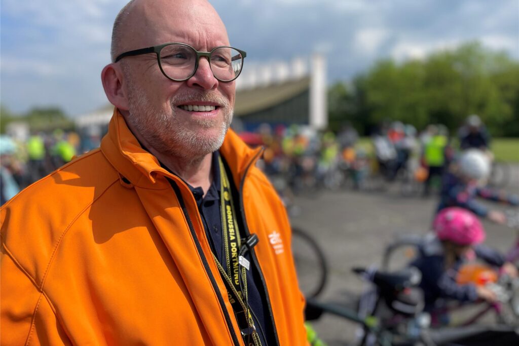 Lothar Widlitzki und die Castrop-Rauxeler ADFC Ortsgruppe laden am 28. September zur dritten Kidical Mass in der Europastadt ein. Lothar Widlitzki und die Castrop-Rauxeler ADFC Ortsgruppe laden am 28. September zur dritten Kidical Mass in der Europastadt ein.