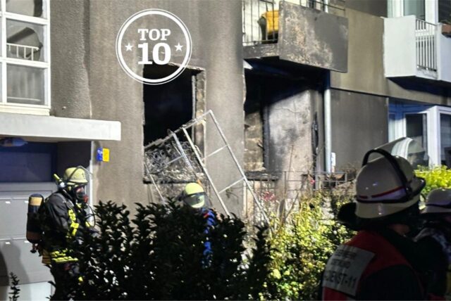 An der Karolinenstraße in Dortmund kam es zu einem Wohnungsvollbrand.