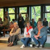 Zuhörer im Sitzungssaal des Rathauses