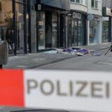 Explosion am Modegeschäft „LFDY“ in der Kölner Ehrenstraße.