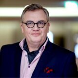 Hape Kerkeling, Schauspieler, Hörbuch- und Synchronsprecher und Autor, bei einem Fototermin im Rahmen eines dpa-Interviews. (zu dpa: «Macht Kerkeling den Raab? «Wer weiß…»»)