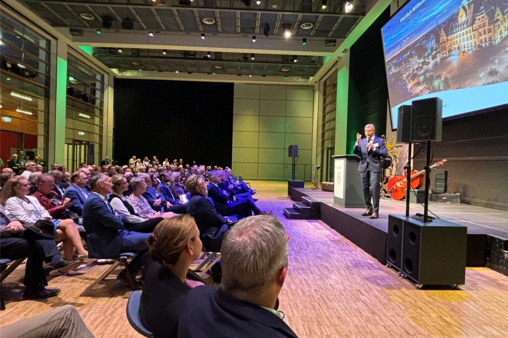 Impressionen vom Wirtschaftsempfang 2024 der Stadt Recklinghausen im Ruhrfestspielhaus.