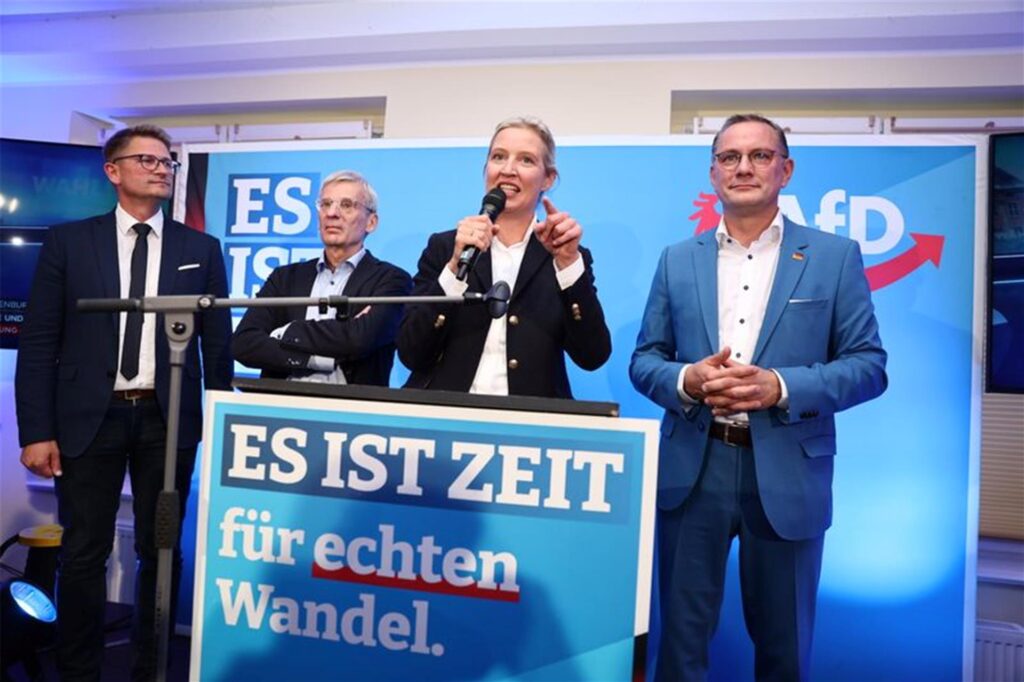 Die AfD feiert ihren Wahlerfolg in Potsdam.