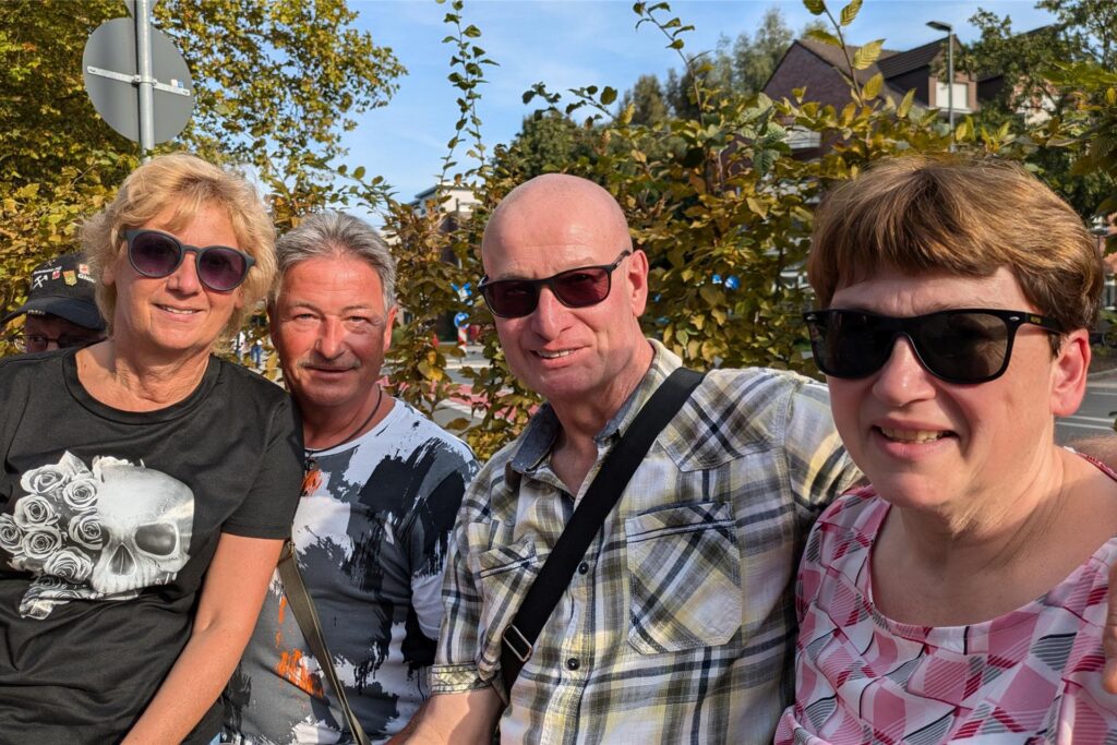"Rock 'n' Roll am Kreisverkehr" in Suderwich am Sonntag, 22. September 2024.