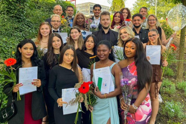 Gruppenfoto der Abschlussklasse.