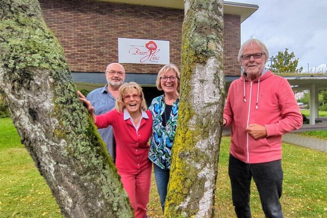 Der Vorstand des Cornelia-Funke-Baumhaus-Vereins
