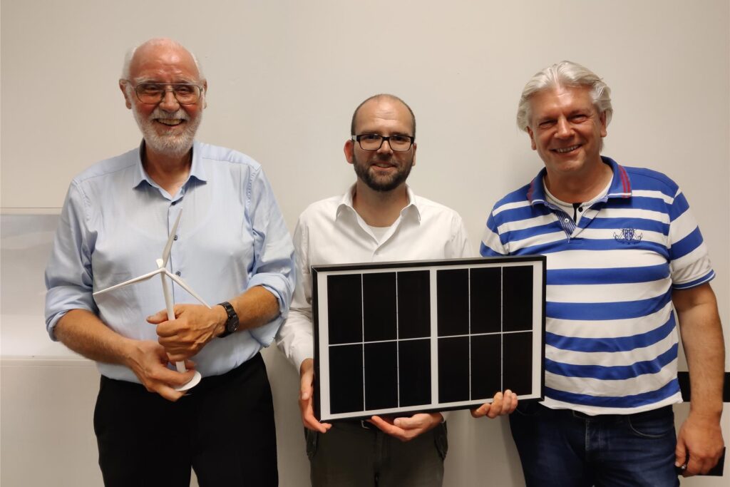 Ulrich Werkle (l.), Sebastian Land und Karsten Zygowski sind in den Vorstand der Bürgerenergie-Genossenschaft gewählt worden.