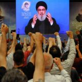 Der Hisbollah-Führer Hassan Nasrallah erscheint während einer im Fernsehen übertragenen Rede (Archivbild).