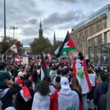 Zur bislang größten Pro-Palästina-Demo im aktuellen Konflikt zwischen Israel und der palästinensischen Terror-Organisation Hamas kamen im Oktober 2023 etwa 2500 Menschen in die Dortmunder Innenstadt. Zur Demonstration am heutigen Samstag (29.9.) werden ähnlich viele oder sogar mehr Menschen erwartet