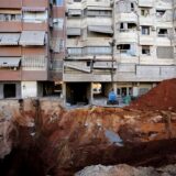 Ein riesiger Krater ist am Ort des massiven israelischen Luftangriffs zu sehen, bei dem der Hisbollah-Chef Hassan Nasrallah in einem südlichen Vorort von Beirut getötet wurde.