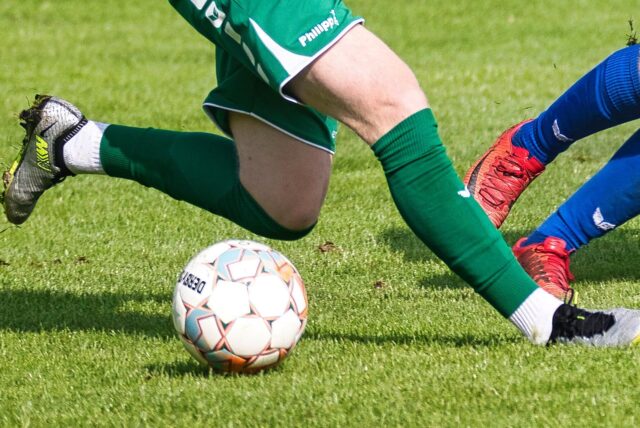 In einem Kreisliga-Spiel in Herne kam es zu Übergriffen in der Nachspielzeit.
