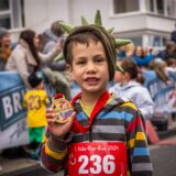 Zum Abschluss bekamen die Kinder eine Medaille.